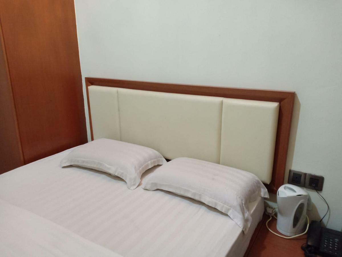 Tc Inn Business Hotel @ 세리 켐방안 외부 사진